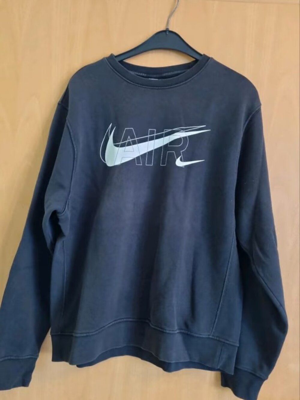 Nike Air Swoosh Crewneck Sweatshirt — Black, Size M